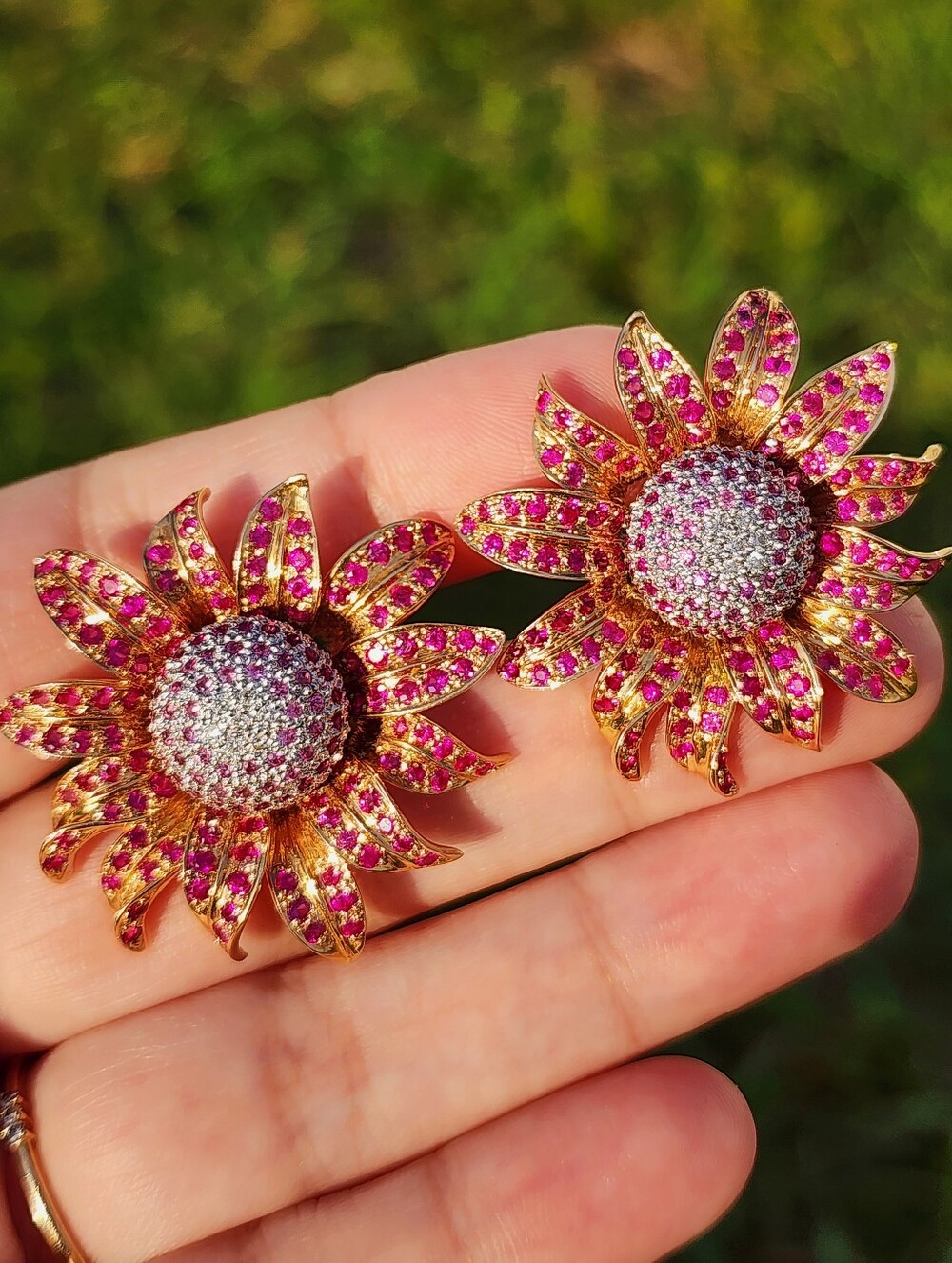 18kt Pink Sapphire Diamond Floral Earrings